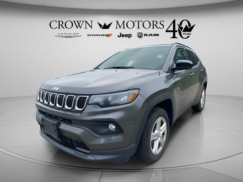 Used 2023 Jeep Compass Latitude w/ Convenience Group AWD/4WD image 6