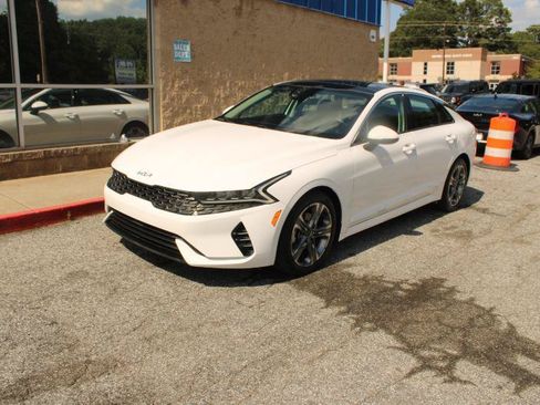 Used 2023 Kia K5 EX FWD image 3