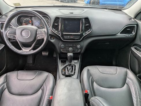 Used 2020 Jeep Cherokee Limited FWD image 16