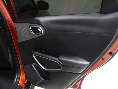 Used 2021 Kia Soul LX image 21