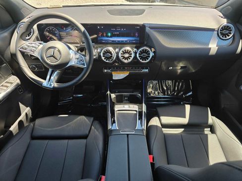 New 2025 Mercedes-Benz GLA 250 4MATIC image 15