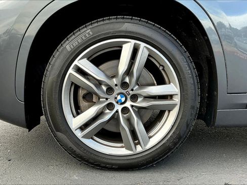 Used 2019 BMW X1 xDrive28i w/ M Sport Package image 12