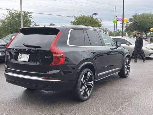 Used 2024 Volvo XC90 B6 Ultimate w/ Protection Package Premier AWD/4WD image 6