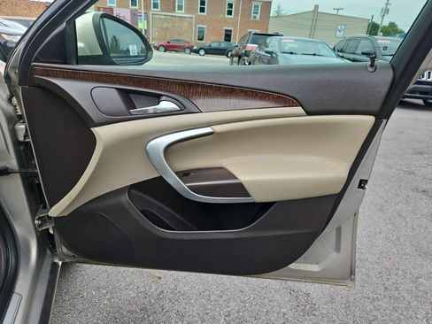 Used 2012 Buick Regal Leather FWD image 20
