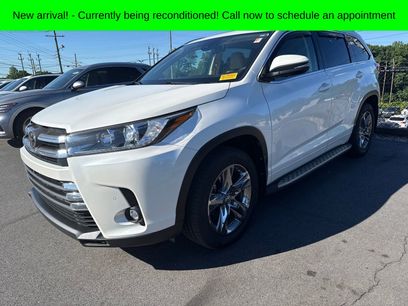 Used 2019 Toyota Highlander Limited Platinum