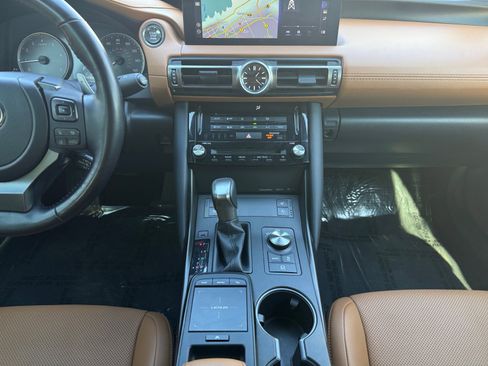 Used 2021 Lexus IS 300 w/ Comfort Package image 11