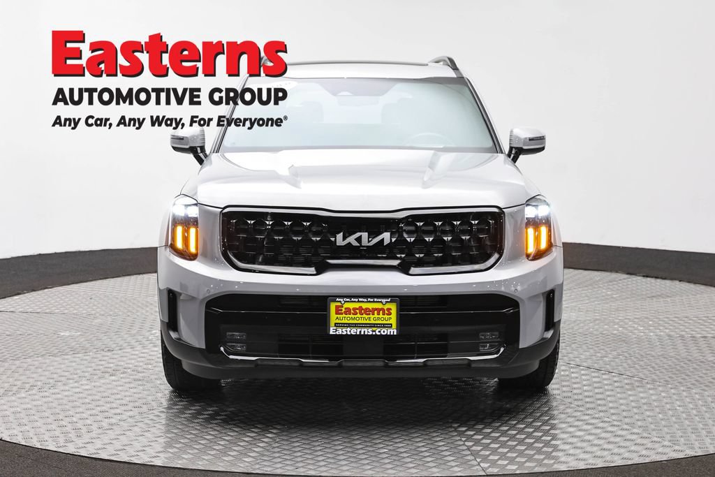 Used 2024 Kia Telluride SX Prestige X-Pro AWD/4WD image 3