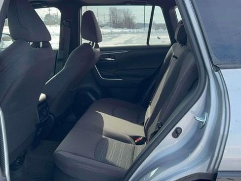 Used 2023 Toyota RAV4 SE w/ Weather & Moonroof Package image 10