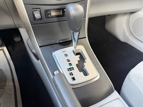 Used 2010 Toyota Corolla LE FWD image 23