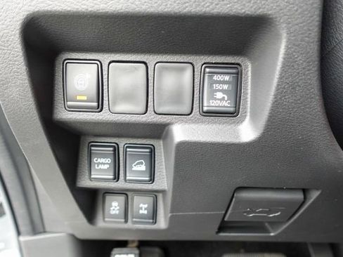 Used 2024 Nissan Frontier PRO-4X w/ Pro Convenience Package image 19