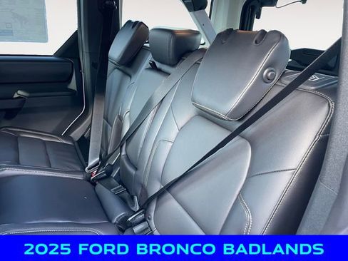 New 2025 Ford Bronco Badlands image 13