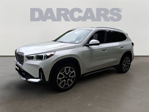 Used 2026 BMW X1 xDrive28i w/ Technology Package AWD/4WD image 3