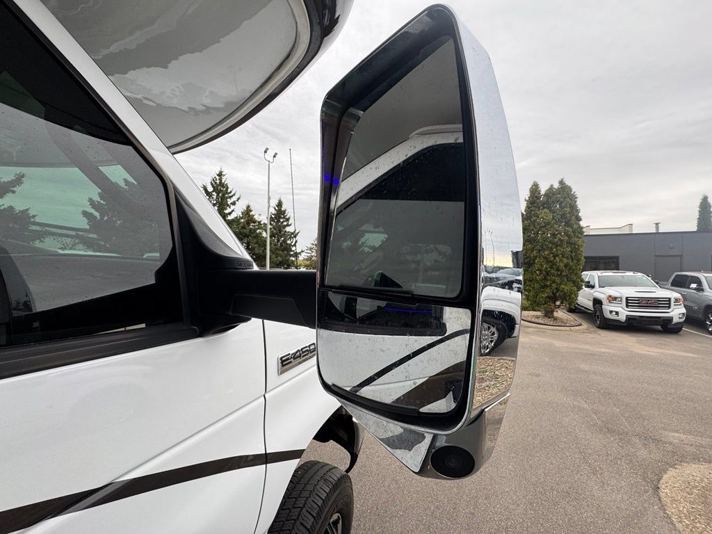 Used 2017 Ford E-450 and Econoline 450 Super Duty w/ Motorhome Prep Package RWD image 54