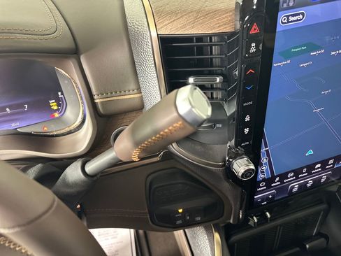 New 2026 RAM 2500 Limited image 24