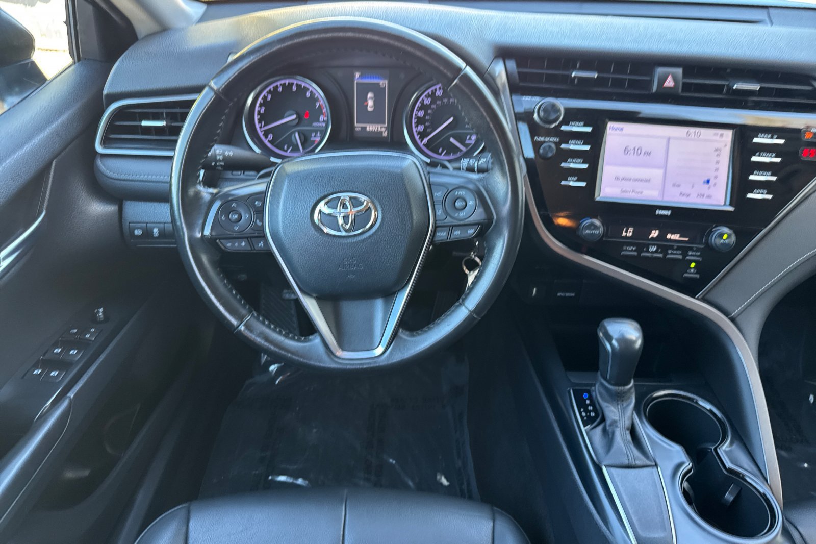 Used 2020 Toyota Camry SE FWD image 15