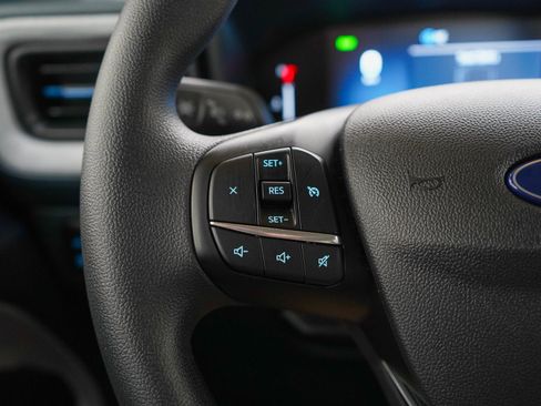 Used 2025 Ford Maverick XLT FWD image 23