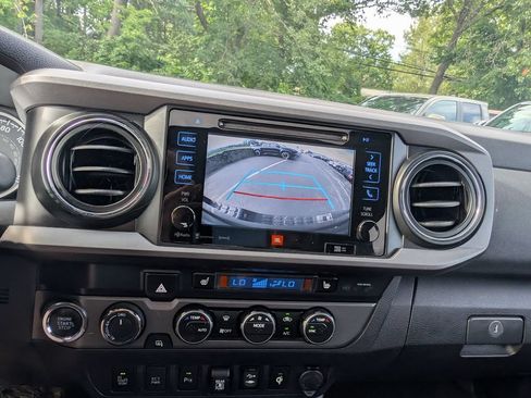 Certified 2019 Toyota Tacoma TRD Pro AWD/4WD image 26