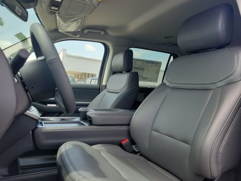New 2027 Ford Expedition Active RWD image 20