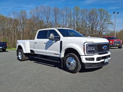 Used 2025 Ford F450 Platinum w/ FX4 Off-Road Package