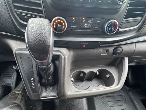 Used 2024 Ford Transit 250 Low Roof AWD w/ Exterior Upgrade Package image 31