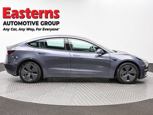 Used 2022 Tesla Model 3 Long Range AWD/4WD image 4