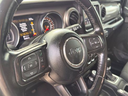 Used 2021 Jeep Gladiator Sport image 11