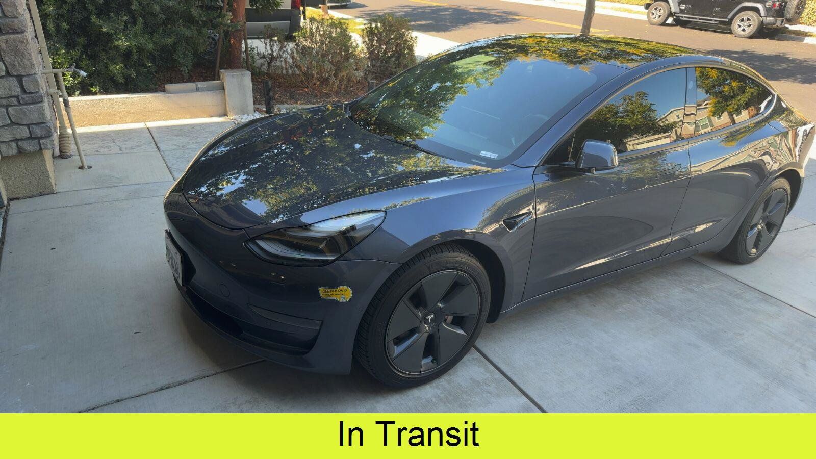 Used 2022 Tesla Model 3 Long Range AWD/4WD image 1