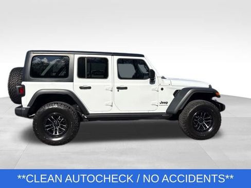 Used 2025 Jeep Wrangler Willys image 6