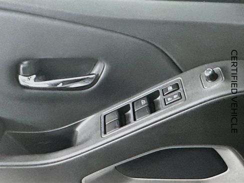 Certified 2025 Nissan Frontier SV RWD image 18