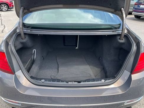 Used 2015 BMW 550i Sedan RWD image 19