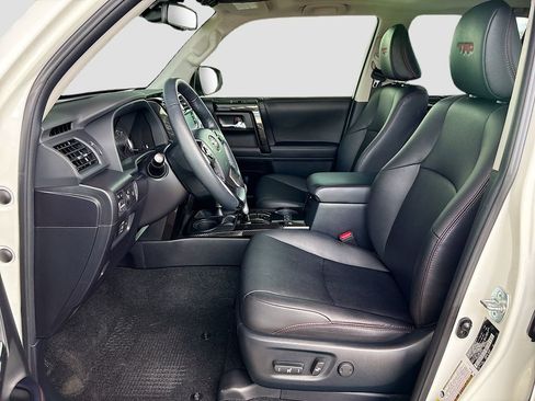 Certified 2023 Toyota 4Runner TRD Off-Road Premium w/ Moonroof Package AWD/4WD image 19
