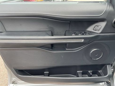 Certified 2024 Ford Expedition XLT AWD/4WD image 12