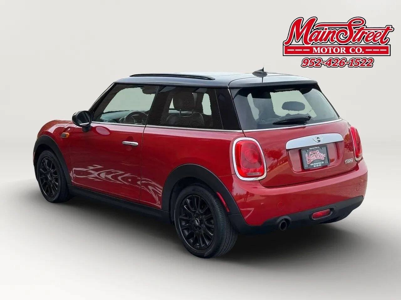 Used 2015 MINI Cooper 2-Door Hardtop FWD image 5