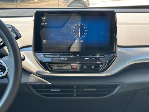 Used 2022 Volkswagen ID.4 Pro image 15