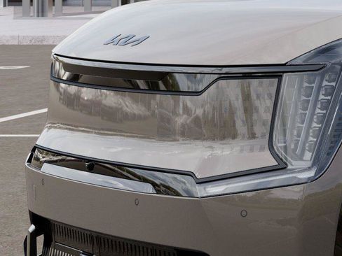 New 2026 Kia EV9 Land w/ Nightfall Edition Package AWD/4WD image 12