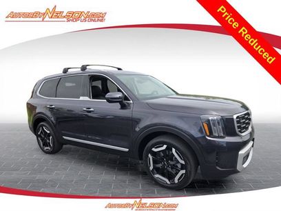 Used 2025 Kia Telluride S
