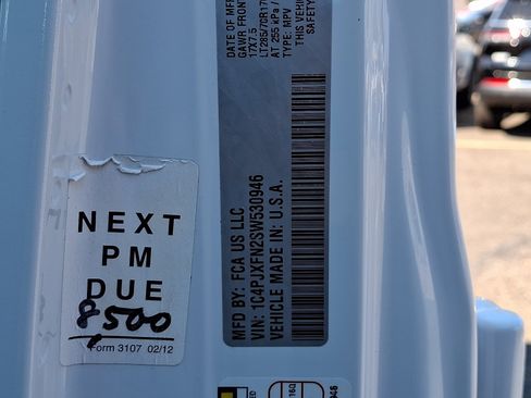 Used 2025 Jeep Wrangler Unlimited Rubicon image 26