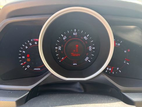Used 2013 Toyota 4Runner Limited RWD image 13