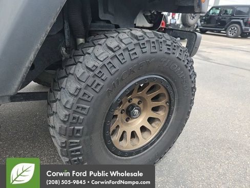 Used 2016 Jeep Wrangler Unlimited Rubicon AWD/4WD image 4