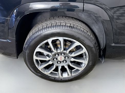 Used 2021 GMC Acadia Denali w/ Denali Technology Package image 33