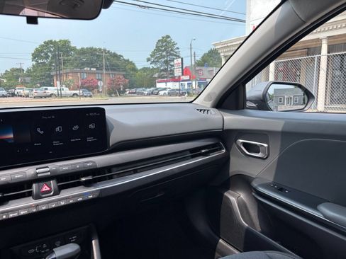 Used 2025 Kia K4 FWD image 34