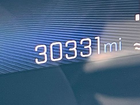 Used 2025 Chevrolet Trax LT image 40