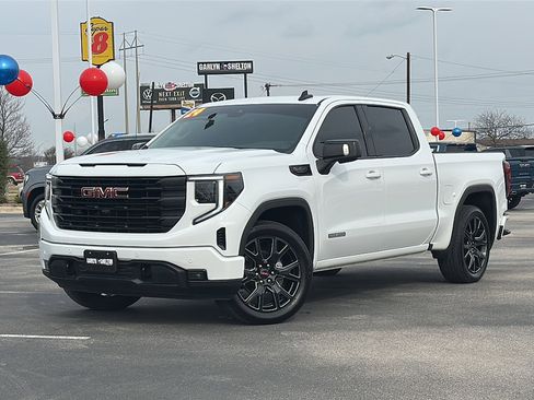 Used 2024 GMC Sierra 1500 Elevation w/ Elevation Premium Package image 2