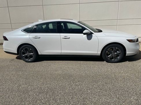 New 2026 Honda Accord EX-L image 5