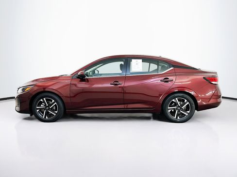 Used 2025 Nissan Sentra SV image 4