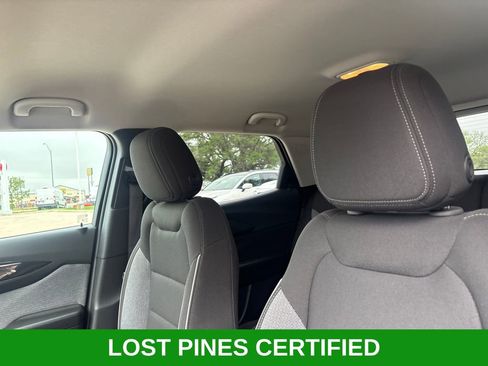 Used 2025 Chevrolet TrailBlazer LT FWD image 9