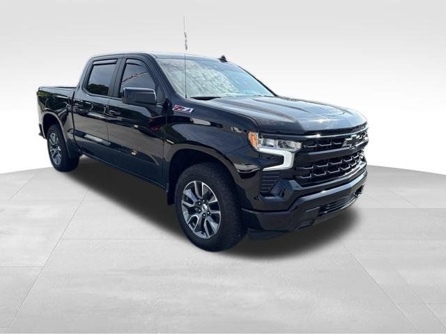 Used 2025 Chevrolet Silverado 1500 RST AWD/4WD image 3