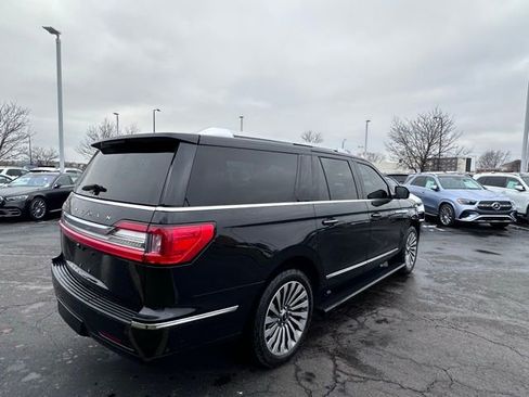 Used 2020 Lincoln Navigator L Reserve w/ Luxury Package image 11