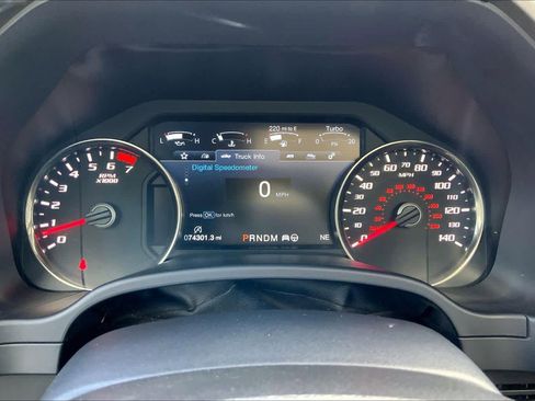 Certified 2019 Ford F150 Raptor w/ Equipment Group 802A Luxury image 25