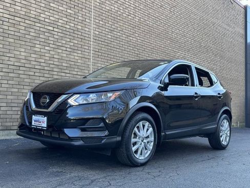 Used 2022 Nissan Rogue Sport S image 26